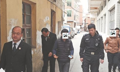 泉州鲤城一批案件集中执行 赖账不还两对夫妻被拘传