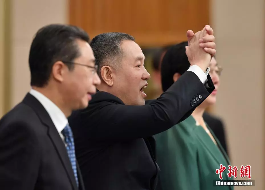 点击进入下一页