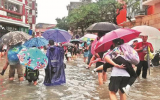 短时强降雨导致泉州多路段积水 相关部门各司其职