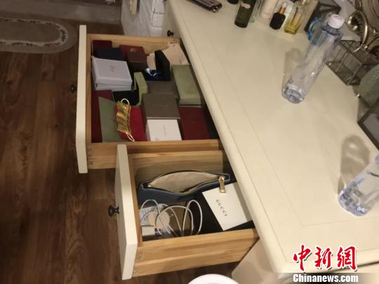 王某家中被盗现场。警方 供图