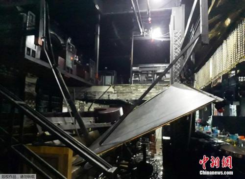 当地时间7月27日，韩国光州西区治平洞某酒吧内部发生双层建筑物倒塌事故。