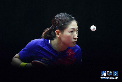 （体育）（1）乒乓球——国际乒联女子世界杯：刘诗雯晋级决赛
