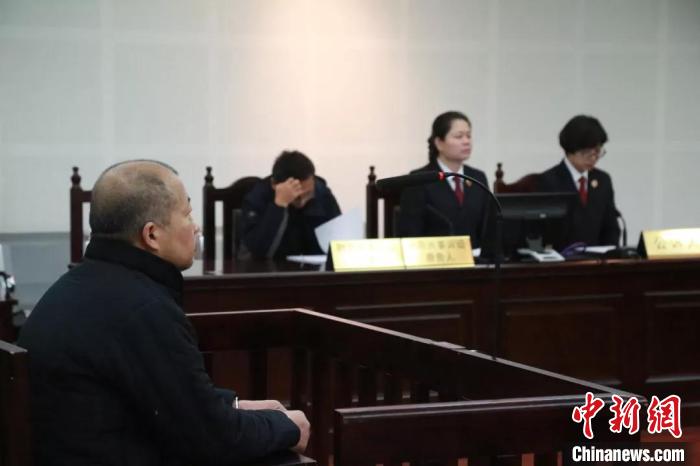 内蒙古借钱遭拒连杀3人案宣判李海成一审被判死刑