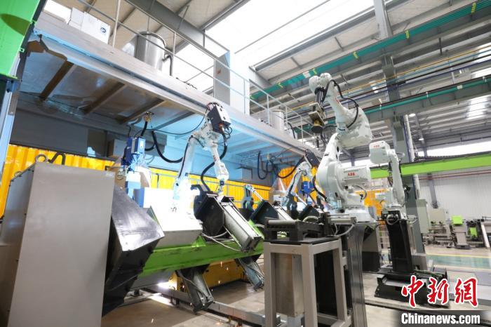 目前正在运营的中联重科塔机智能工厂一期。中联重科 供图