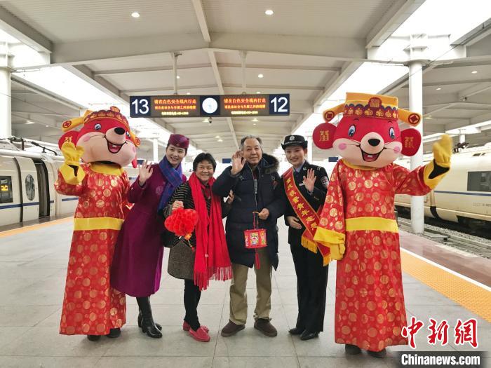 8年来最早春运重庆火车站40天预计发送旅客745万人