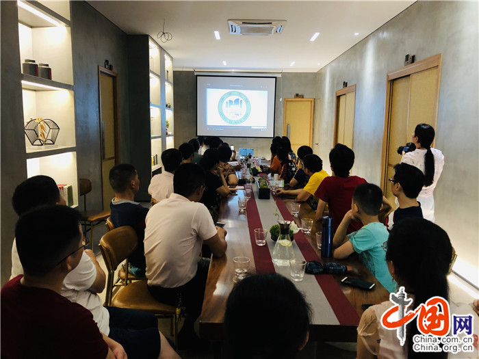 清溪文社举办周年庆典暨采风专辑《有一种生活叫清溪》新书发布会 