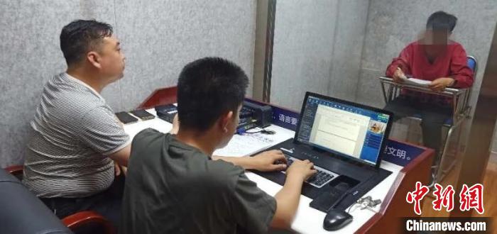 河北安平一男子因玩网络游戏欠债杀害父母被警方抓获